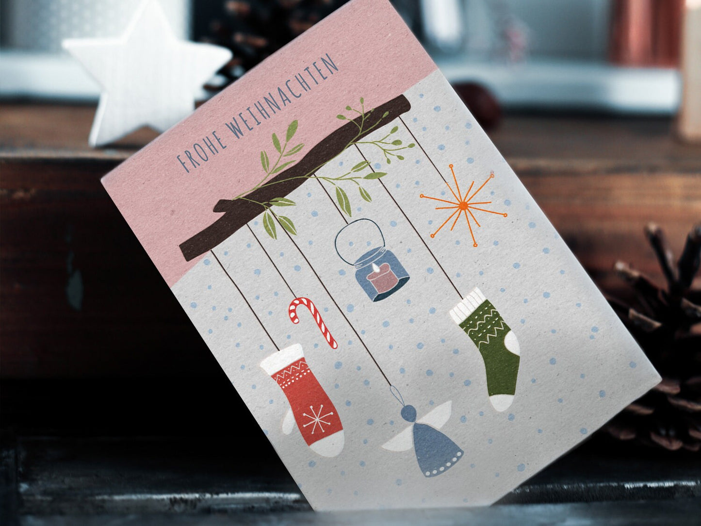 Weihnachtskarte ›WEIHNACHTSZWEIG‹, Klappkarte, Frohes Fest, winterlich, Engel, Kerzenschein, Nikolausstrumpf, Handschuh, Zuckerstange