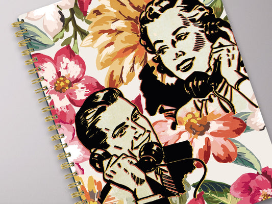 Hochwertiges Notizbuch mit goldfarbener Spiralbindung / Ringbindung. Notizbuch mit Spiralbindung, ›Liebe liegt in der Luft‹, verliebt, Freude, kleines Geschenk, Hochzeit, Paar, Flower Power. Ein schönes Geschenk, das sagt: Lass uns in Kontakt bleiben – Let's stay in contact! Im Moment eigentlich also für jeden!