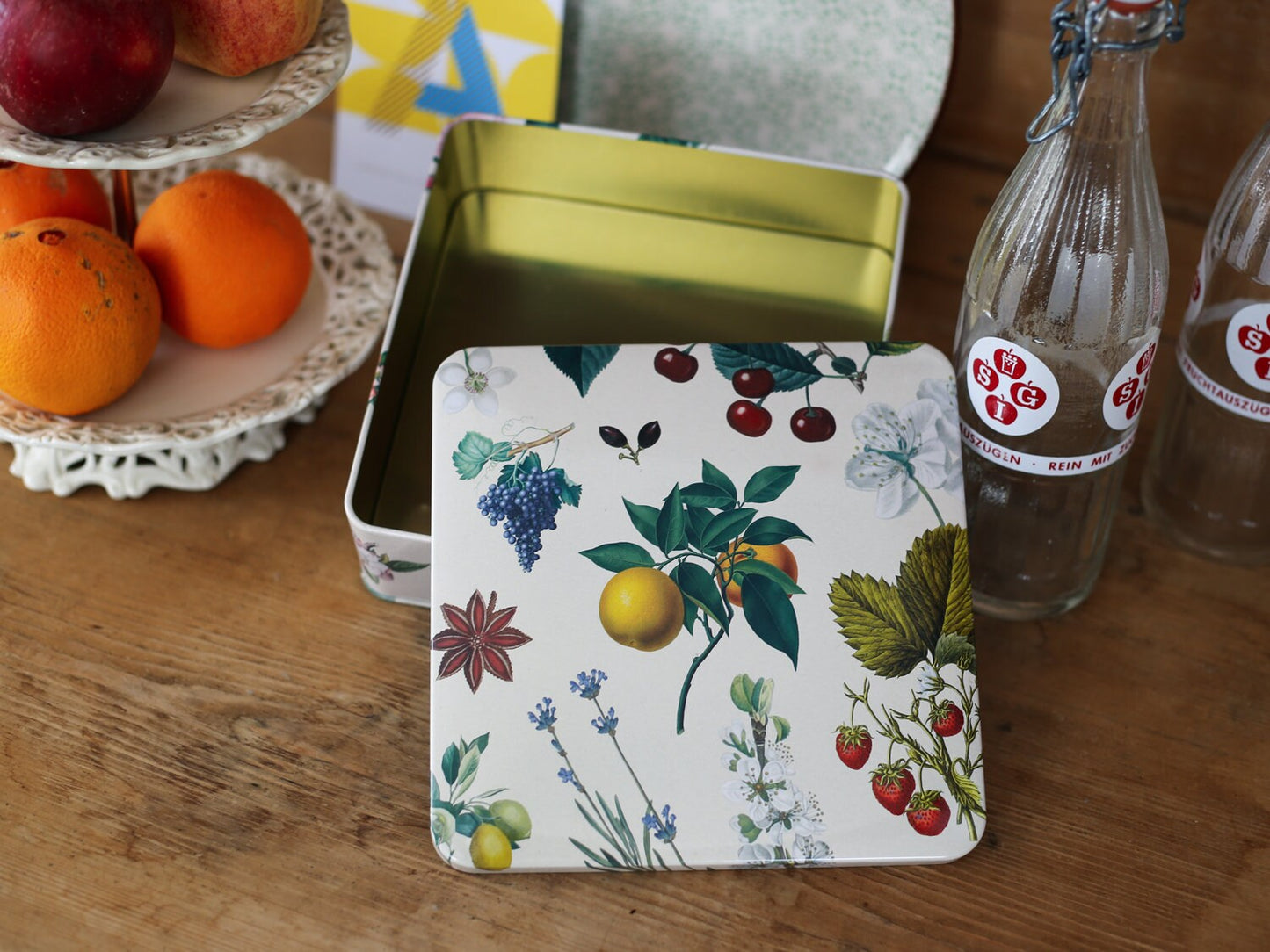 Geschenkdose Orange, Metalldose, Frucht, Obst, Kunst, Edel, historisch