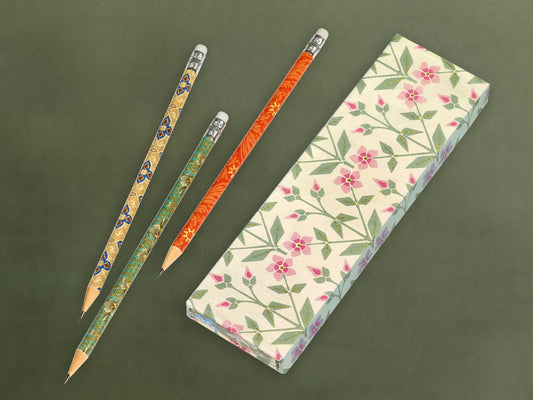 Bleistifte in Geschenkschuber ›Rosa Blume‹, zeichnen, Blumenmuster, Vintage, Geschenk, edel, Bleistift-Set, Skizzieren, Tapete