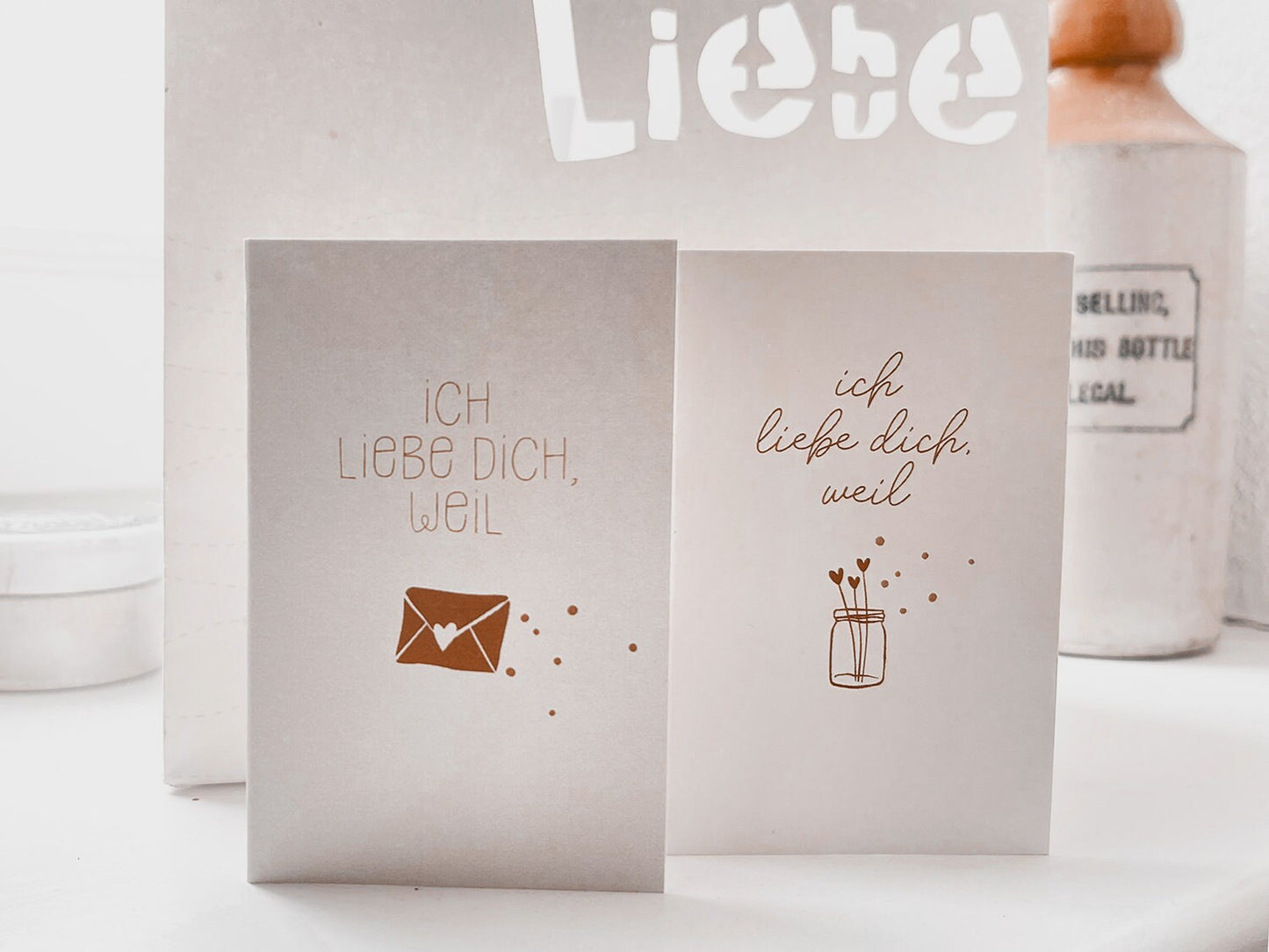 LIEBE – Kärtchen mit Kuvert und Herz-Klammer, 4 versch. Motive, Liebesgruß, Botschaft, Valentinstag, gemeinsamer Alltag, Aufmerksamkeit