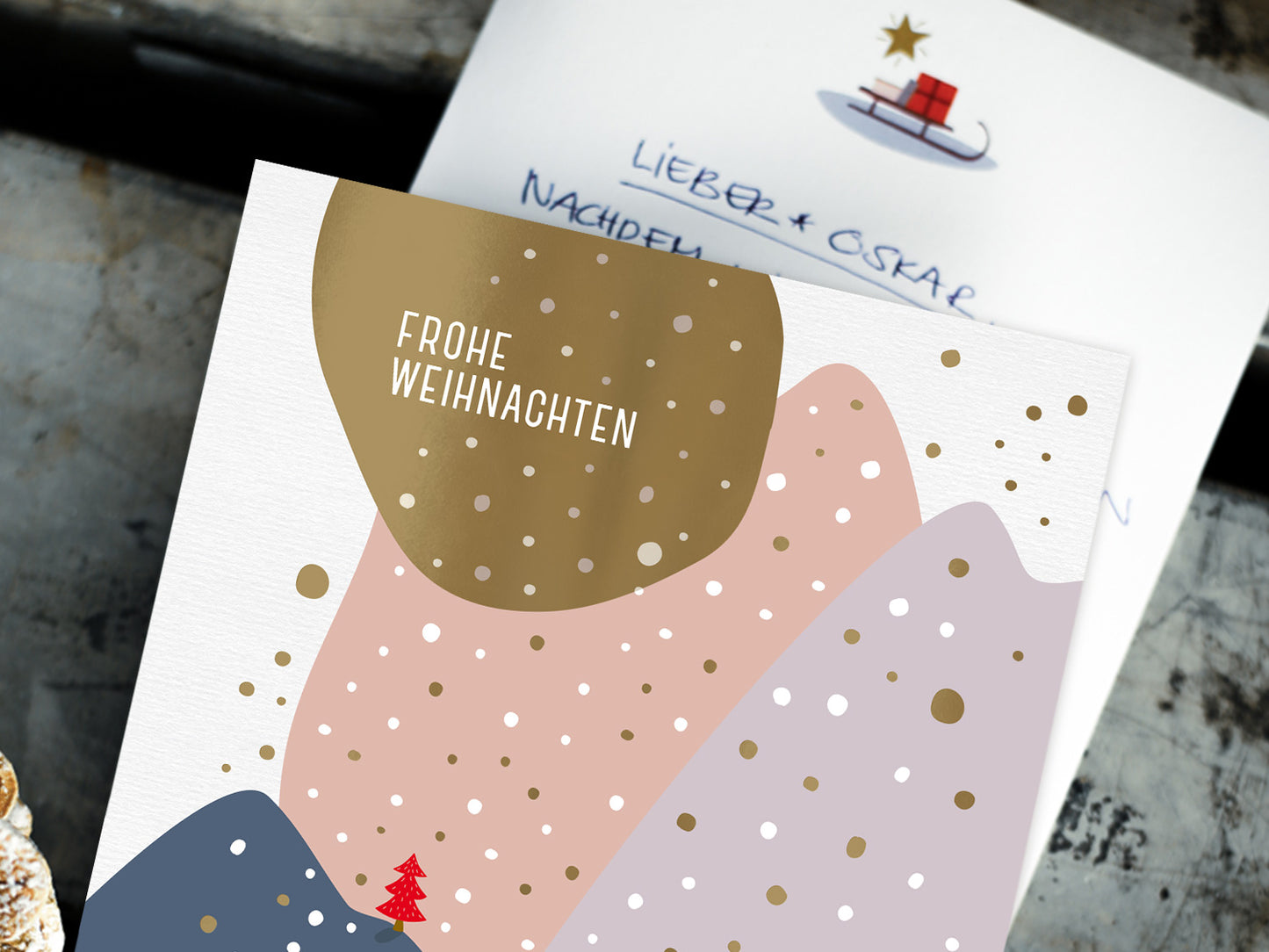 Weihnachtskarte ›Geschenkeschlitten‹, Grußkarte mit Innenblatt und Goldveredelung, Retro Illustration